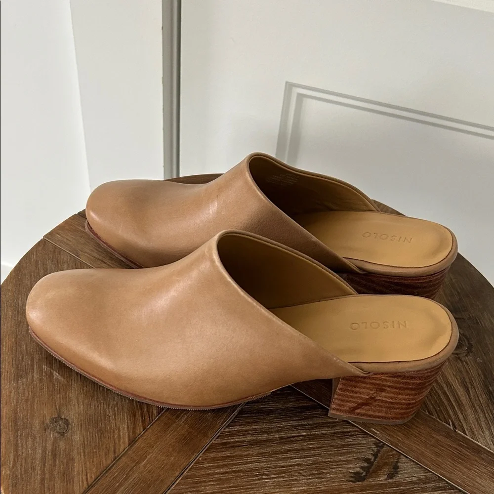 Nisolo All-Day Heeled Leather Mules - Picture 5 of 8